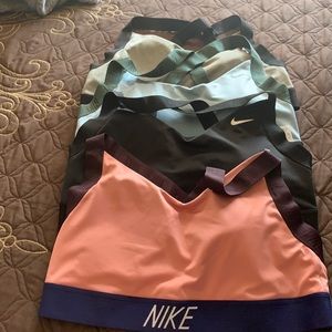 4 Nike sports bra bundle